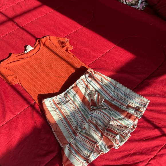 Love Squared Girls size 8 2 piece outfit - Picture 2 of 2